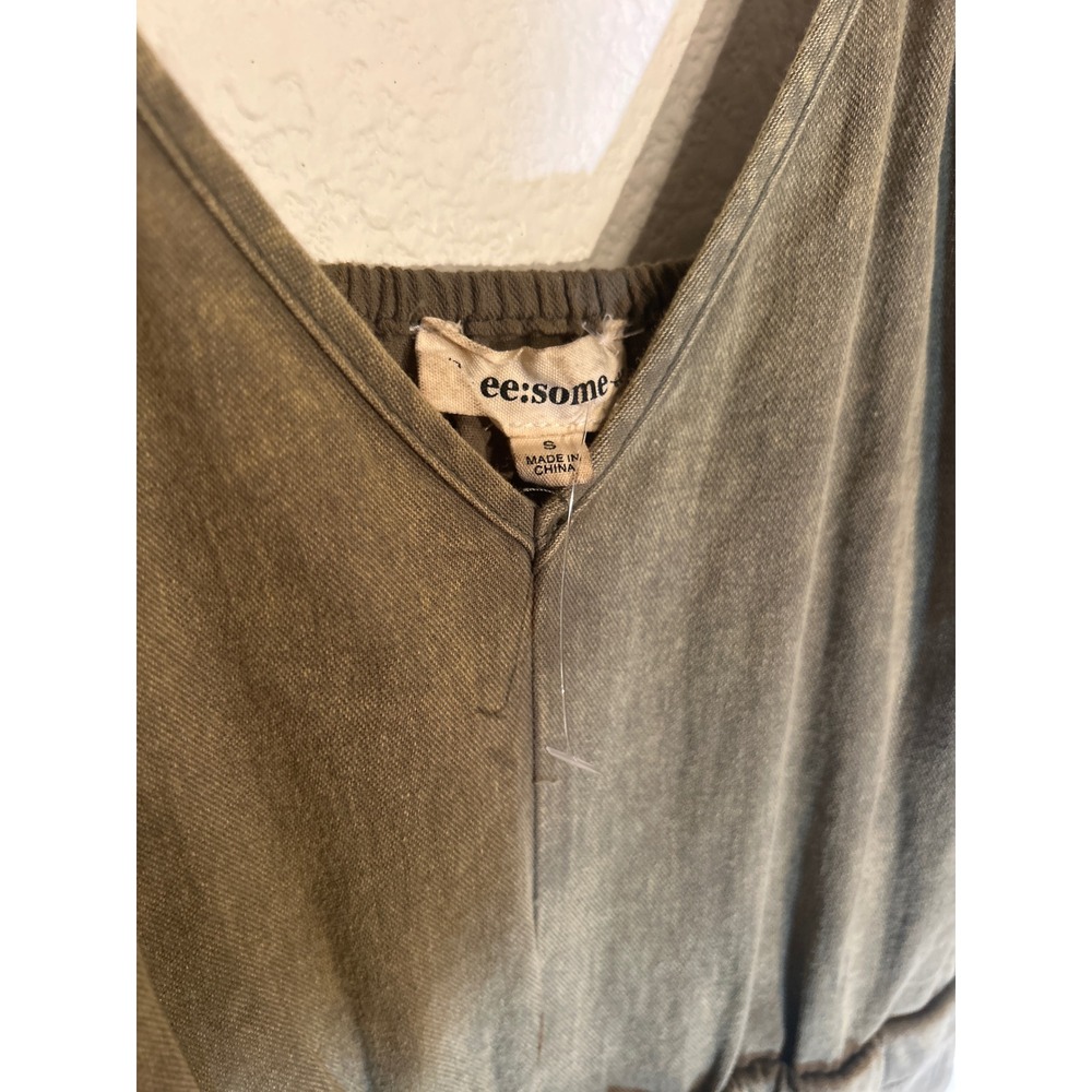 ee:some size small forest green jumpsuit - Picture 2 of 3